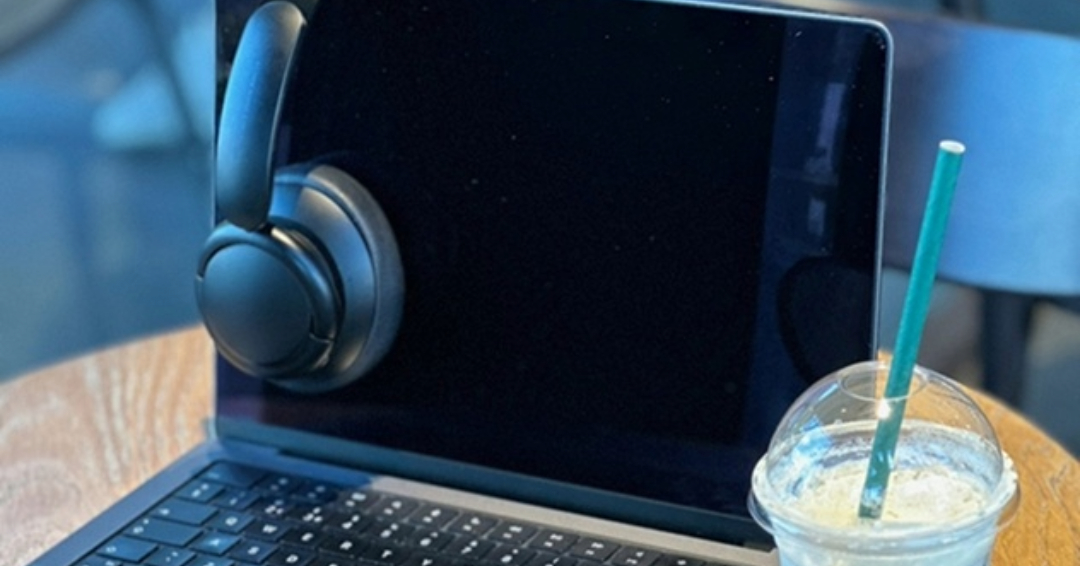 Headphones and laptop at rest
